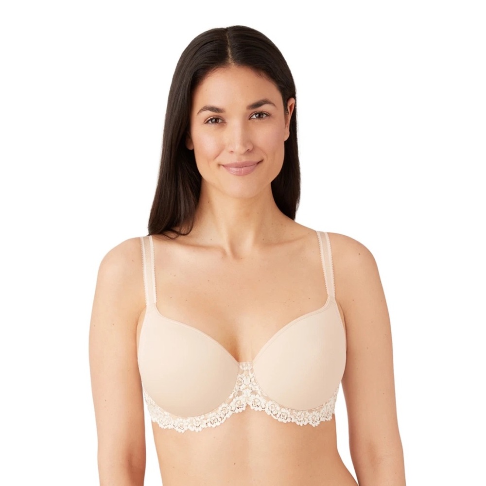 Wacoal Embrace Lace T-Shirt bra 32DDD Naturally Nude/Ivory